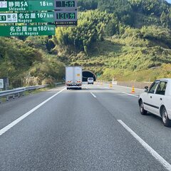 本免許満喫中の教習車…