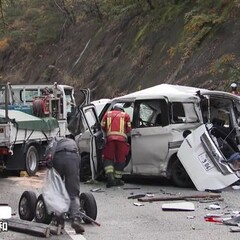 【事故】岡山市北区三…