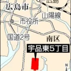 強盗事件 刃物女が路…